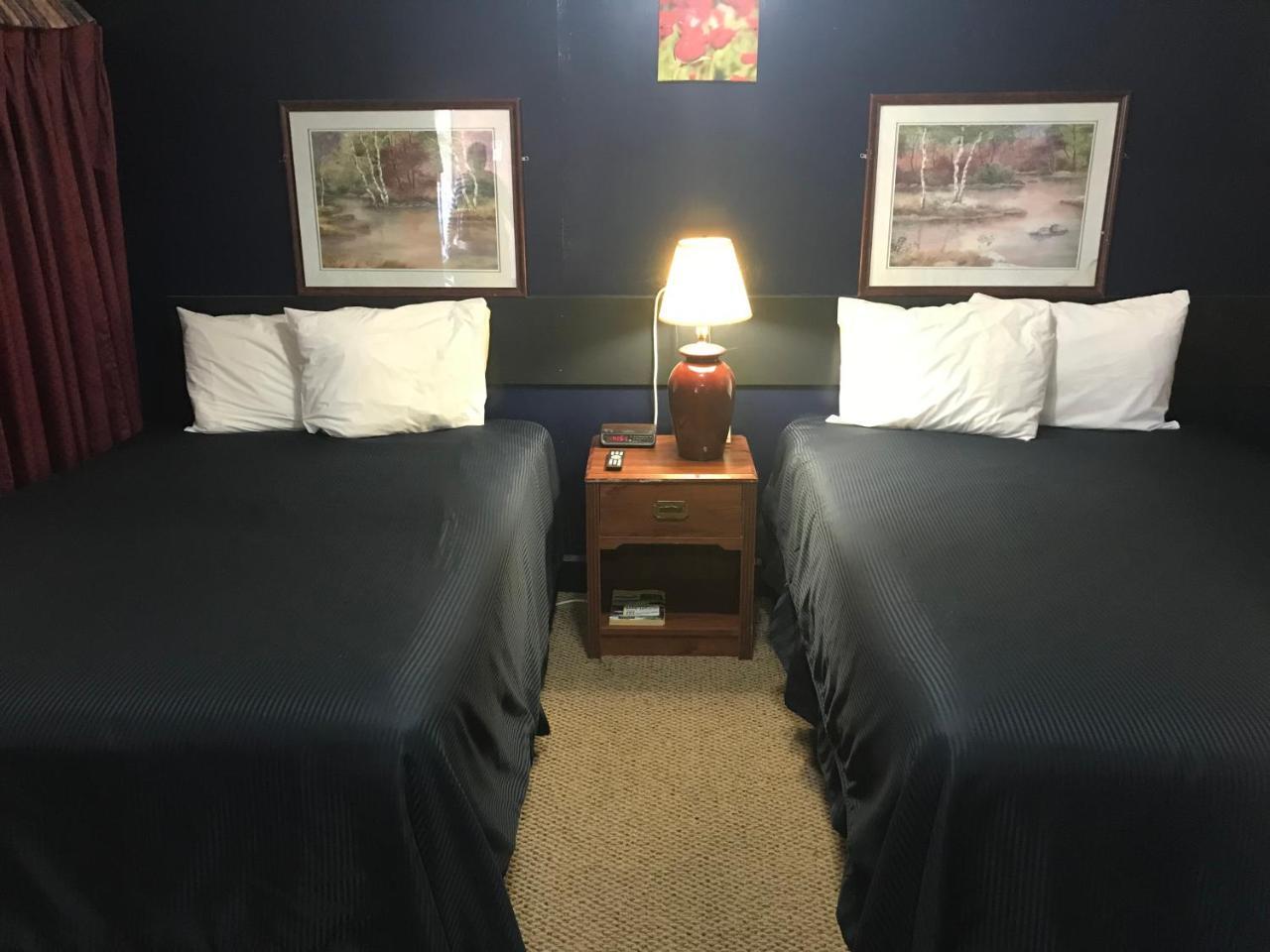 Cooper Motel Tuscola ภายนอก รูปภาพ